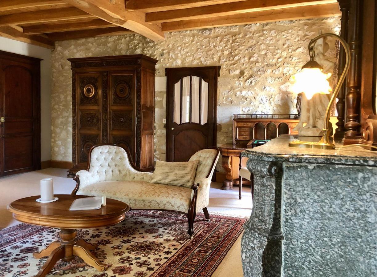 Domaine Des Monges Bed and Breakfast Saint-Seurin-de-Prats Εξωτερικό φωτογραφία